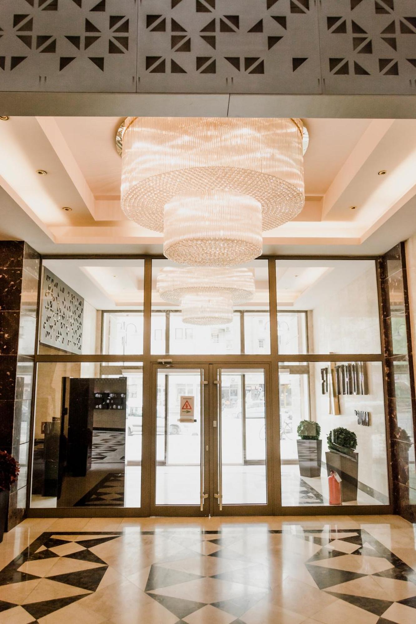 Luka Apartments Flatiron Скопье Экстерьер фото
