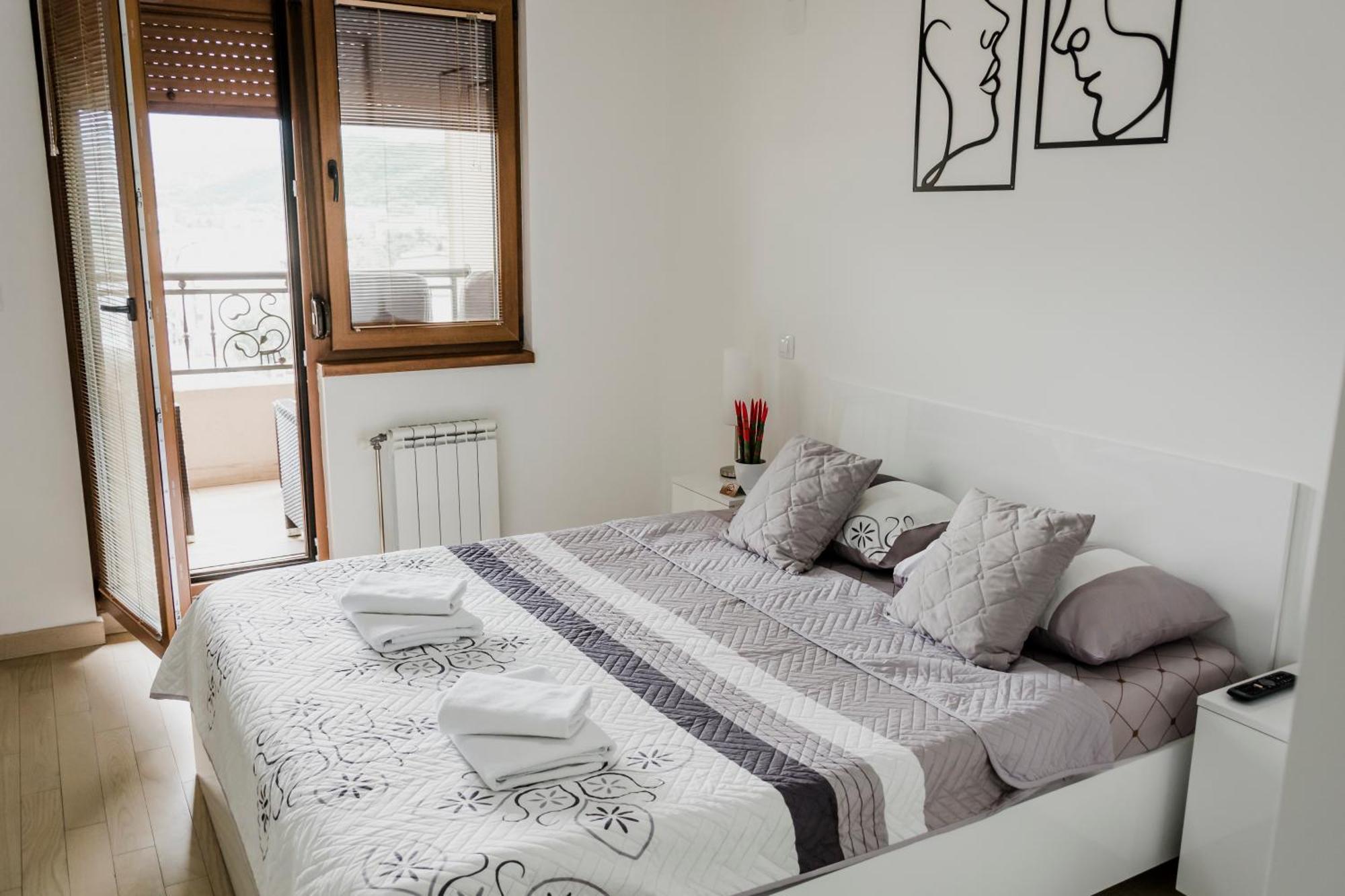 Luka Apartments Flatiron Скопье Экстерьер фото